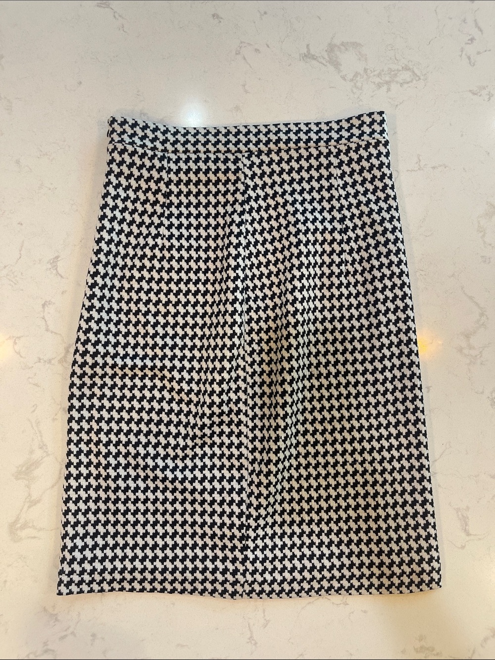 Black & White Houndstooth Pencil Skirt